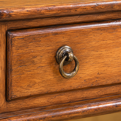 Three-Drawer Sheesham Wood Coffee Table – close up
